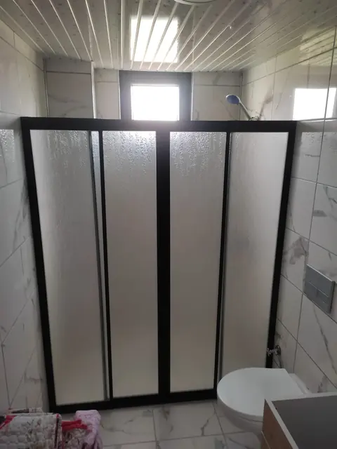 Cam duşakabin montaj örneği - Cansu Duşakabin Harmantepe ekibi